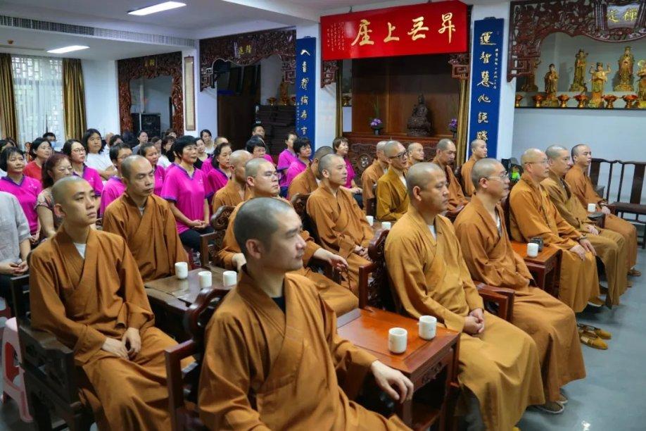 未婚女性为什么不能做妇科检查？